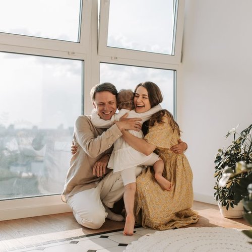 Famille réunie, moment de complicité